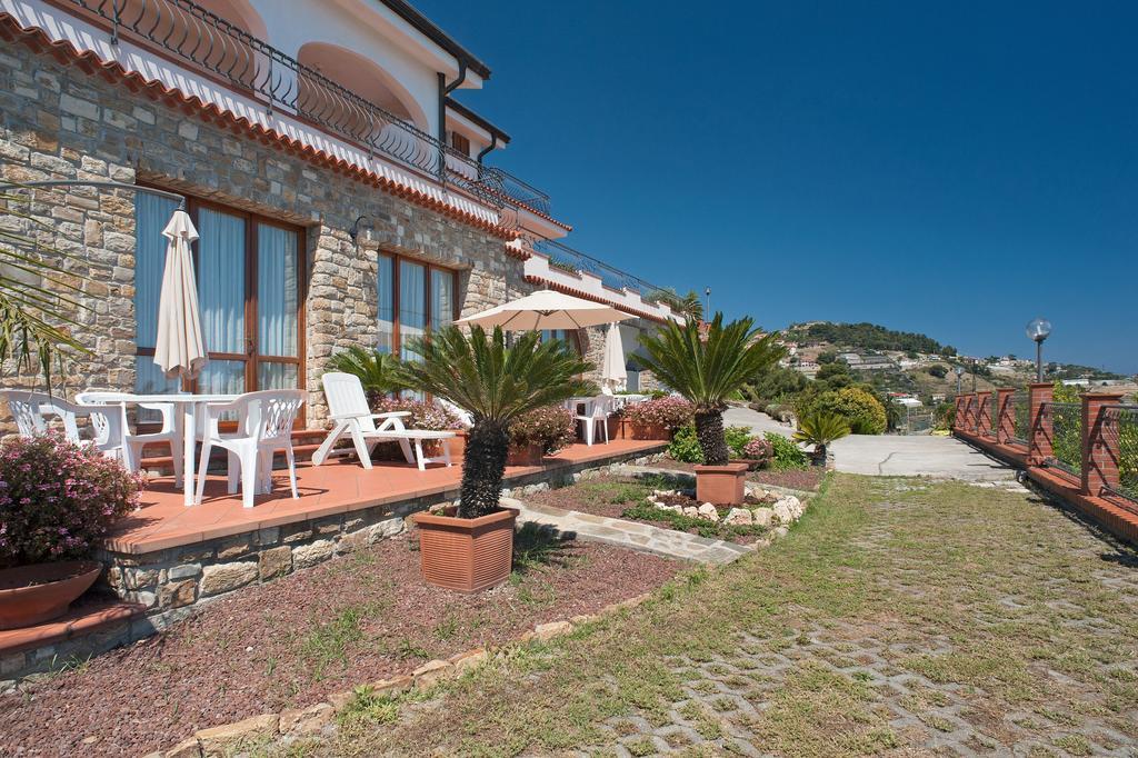 Le Terrazze Appartamenti Vacanze San Remo Kültér fotó