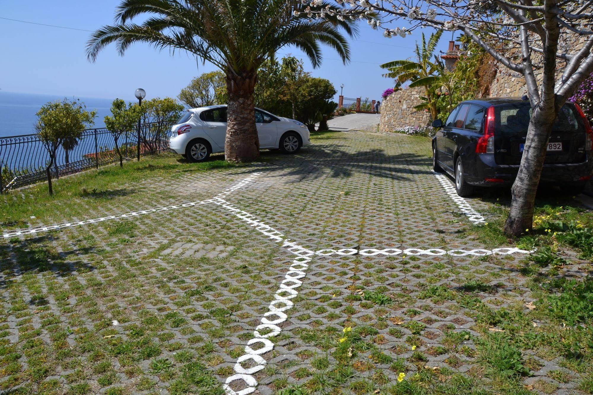 Le Terrazze Appartamenti Vacanze San Remo Kültér fotó