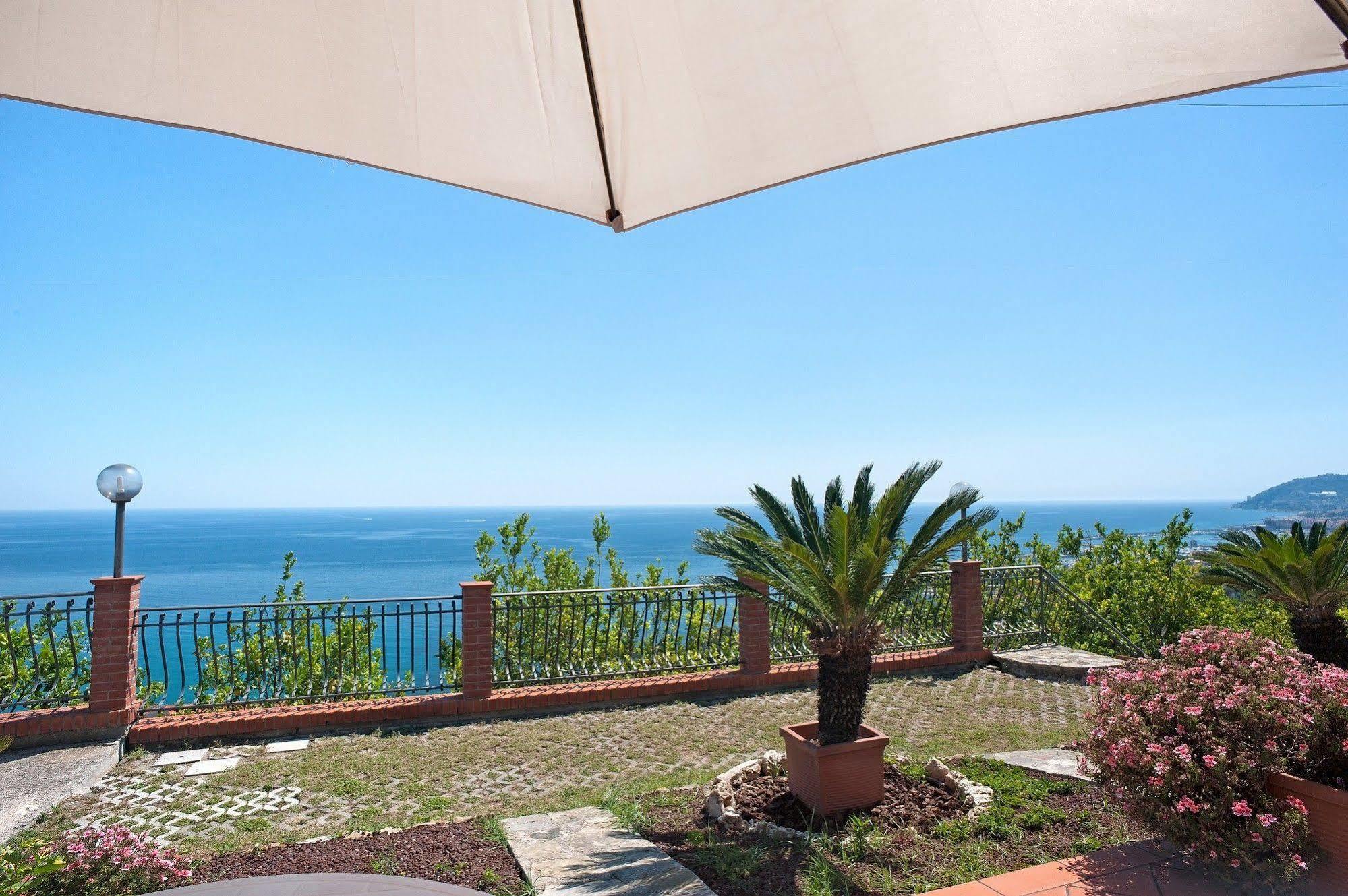 Le Terrazze Appartamenti Vacanze San Remo Kültér fotó
